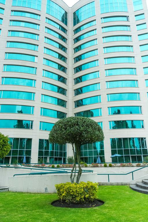 Aparta Hotel Torres De Suites Кито Екстериор снимка